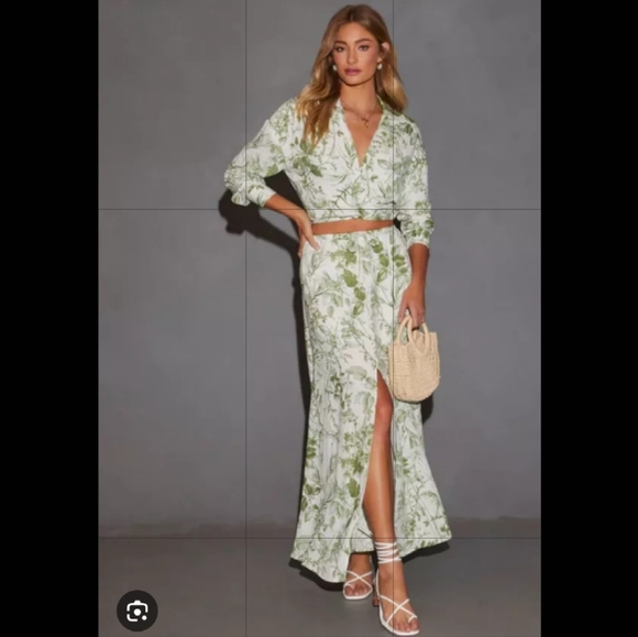 Lumiere Dresses & Skirts - Floral Green Midi Skirt & Top